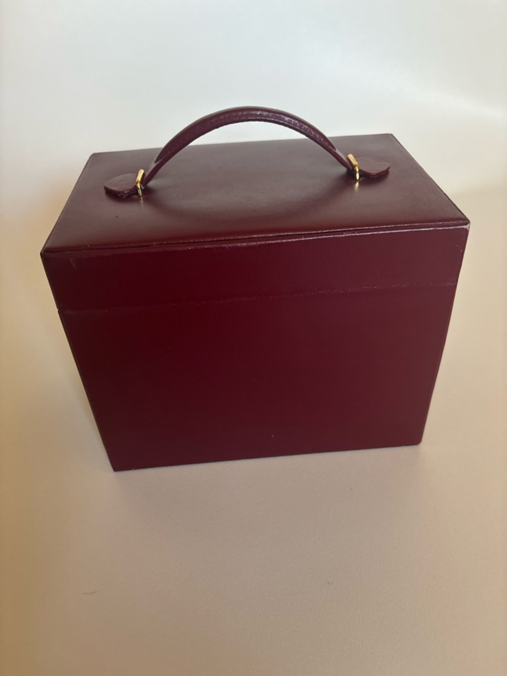 Rare~Vintage WOLF Leather Jewelry Box ~Handbag ~ in Royal Red - Picture 6 of 16